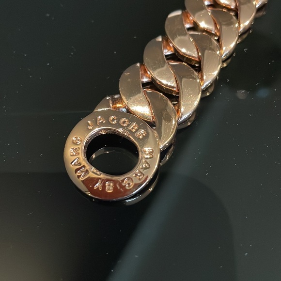 Marc by Marc Jacobs chain link bracelet in rose gold - Picture 3 of 3